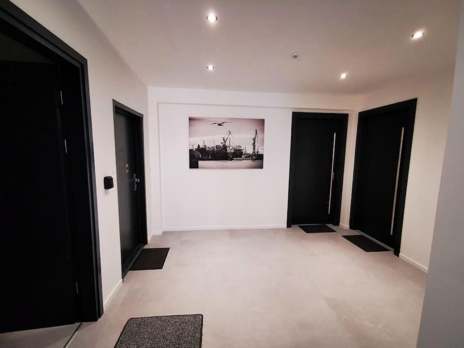 Hh 03 By Rockchair - Superhost Status - Modernes Apartment Mit Sonnigem Balkon & Premium Boxspringbetten In Winterhude - Hamburg Top Geheimtipp Exterior foto