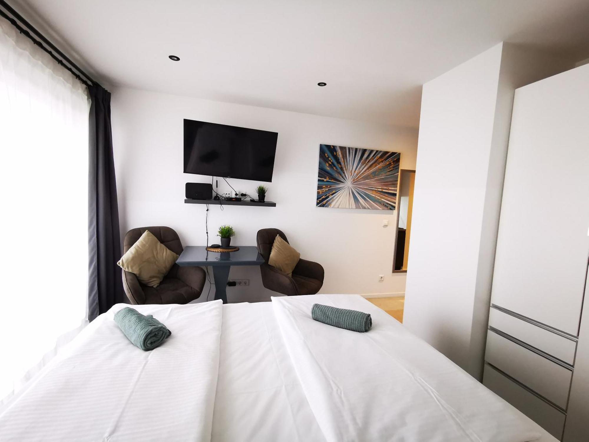 Hh 03 By Rockchair - Superhost Status - Modernes Apartment Mit Sonnigem Balkon & Premium Boxspringbetten In Winterhude - Hamburg Top Geheimtipp Exterior foto